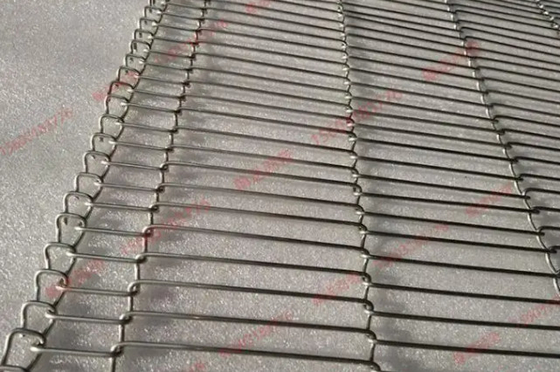 Stainless Steel Assembly Line Flat Flex Conveyor Belt Produces Chocolate