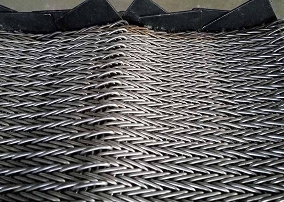 La ceinture équilibrée par composé résistant à la chaleur a soudé la maille d'acier inoxydable de bord