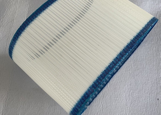 Écran plus sec en spirale Mesh Belt For Woven Bags de polyester propre facile et carton en bois
