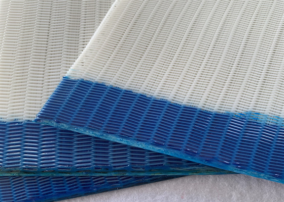 Polyester 100% Mesh Conveyor Belt 1.5-2.85 Kg/M2 pour l'usage industriel et commercial