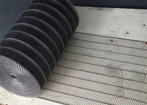 Ceinture de convoyeur plate et flexible résistante à la chaleur avec 4,24 mm - 20,32 mm / encoche de tige personnalisée