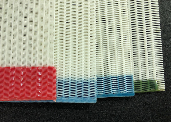 Bandes convoyeuses en spirale pour séchoirs industriels en polyester de largeur de 0,1 à 5 m pour usines de papier