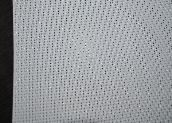 0.65% Taux de traction Le papier de polyester qui fait la ceinture Blanc bleu Pour la production de papier lisse
