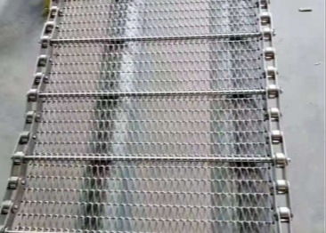 Bande transporteuse en acier inoxydable à haute résistance thermique pour le transport alimentaire