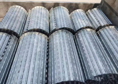 La catégorie comestible 304 solides solubles plaquent la bande de conveyeur de lien pour la machine de fruit d'huile de palme