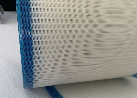 Polyester moyen Mesh Belt For Food Processing d'OIN 9001 d'anneau de catégorie comestible
