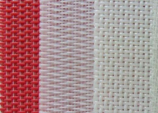 L'OIN a passé à 3*3mm le polyester Mesh Belt For Board Dryer de trou