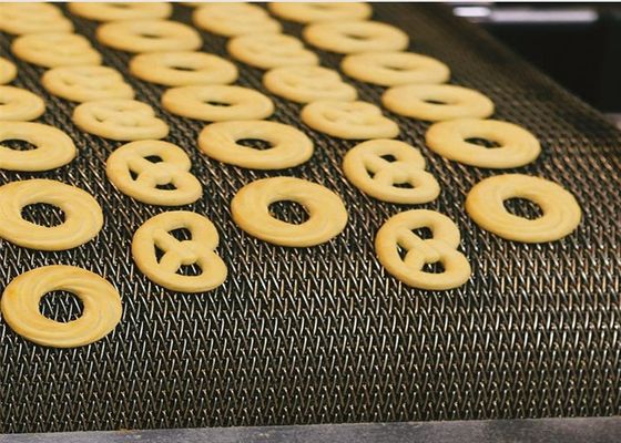 Bande de conveyeur en arête de poisson de la charge lourde SUS304 pour le four de cuisson de biscuit
