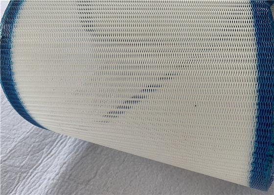 Tissu en spirale en polyester de qualité alimentaire et bande transporteuse résistant aux acides