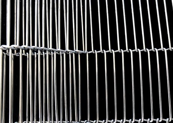 Manipulation du travail de Flex Wire Belt Instead Of d'appartement du convoyeur 304