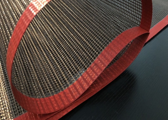 Thermique la catégorie comestible 4*4mm de bande de conveyeur de Ptfe de résistance faisant cuire au four