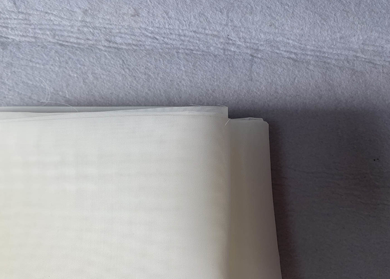 Algue en nylon 305 Mesh Count de largeur de Mesh Cloth 105cm de filtre de couleur blanche